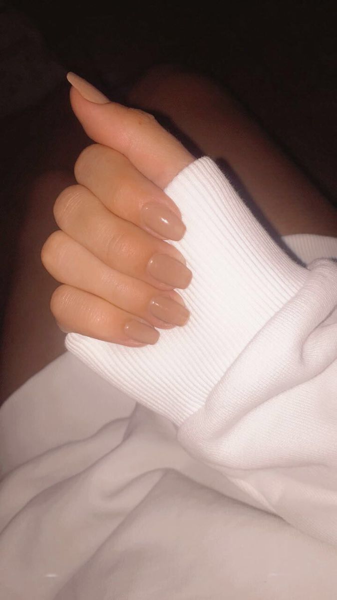 Chic and Minimalistic: Elegant Nude Nails for Casual Outfits