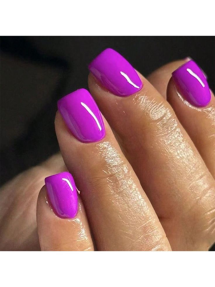 Stunning Gradient Purple Nail Design with Glossy Finish for Stylish Sophistication.