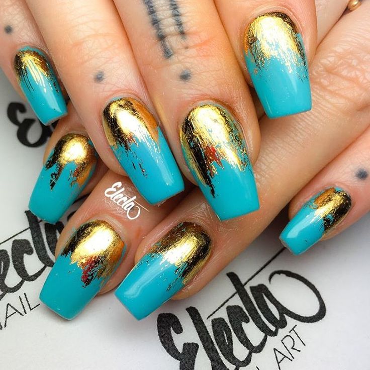 Turquoise Nail Design with Golden Accents: A Stylish Gradient for Any Occasion.