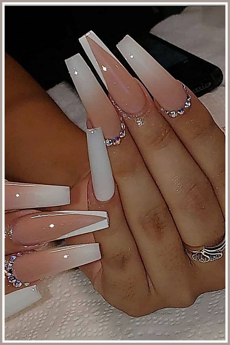 Chic Ombre Long Nails with Rhinestones: Elegant Glam for Any Occasion.