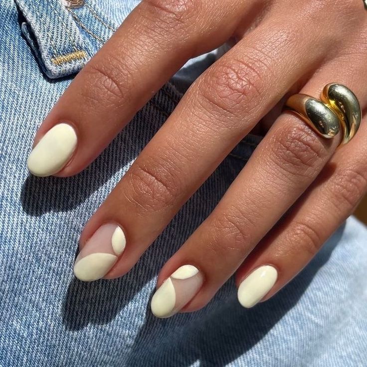 Elegant Geometric White Nail Design: A Chic Minimalist Aesthetic for Modern Looks.