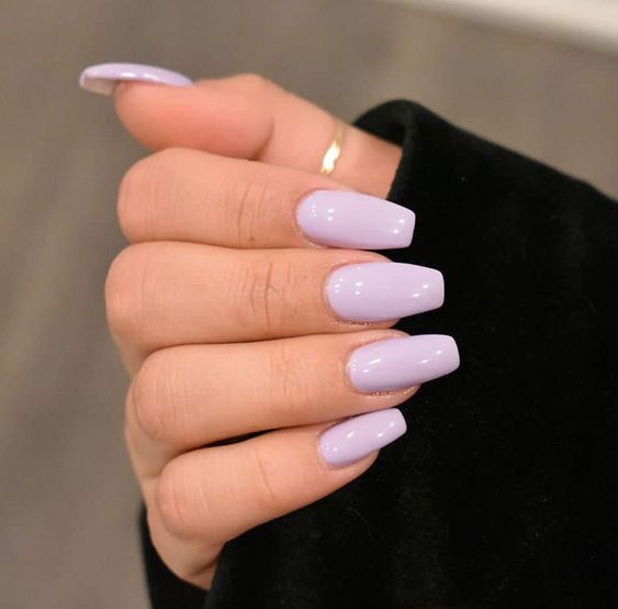 Elegant Glossy Lavender Nails: A Versatile Blend of Sophistication and Modern Flair.