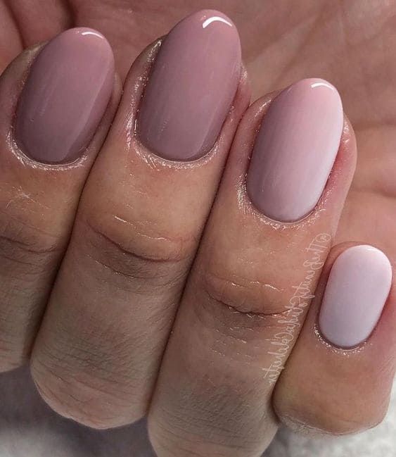 Sophisticated Ombre Nail Design in Soft Pink and Nude Shades