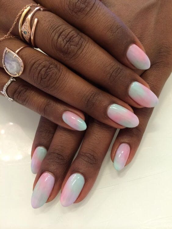 Elegant Pastel Gradient Nails: Chic Blend of Soft Pink and Mint Green