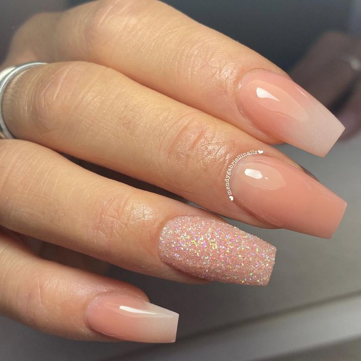 Chic Ombre Nail Design with Glitter Accent for Glamorous Elegance