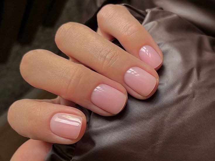 Elegant Soft Pastel Pink Nails: A Timeless and Versatile Aesthetic.