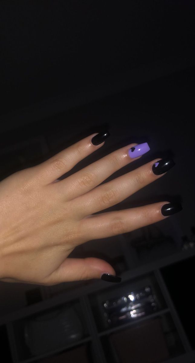 Black Nails With Purple Hearts