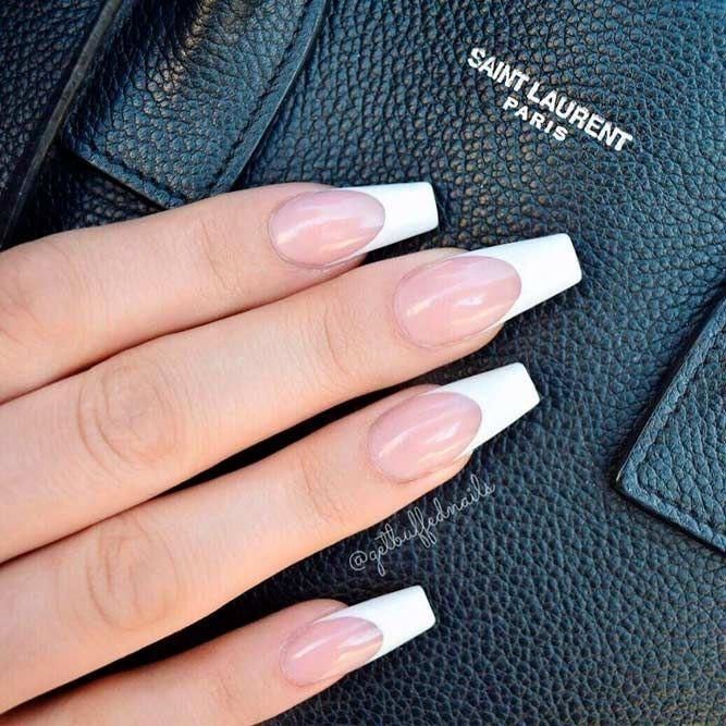 Sophisticated Almond French Manicure: A Modern Twist on a Timeless Classic.