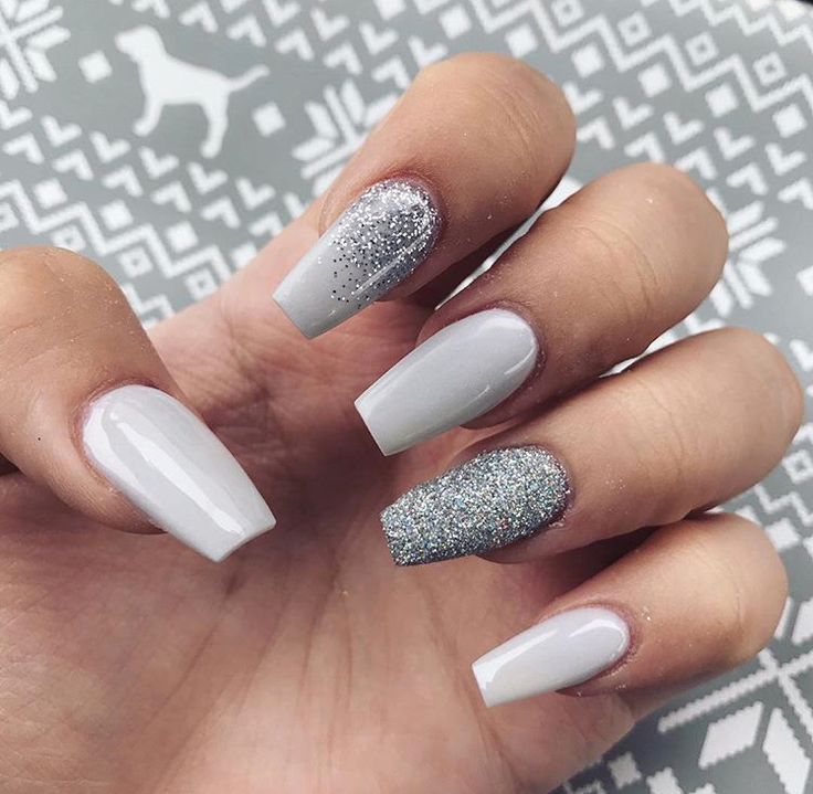 Chic Gray Nail Design: A Modern Elegance with Glitter Accents