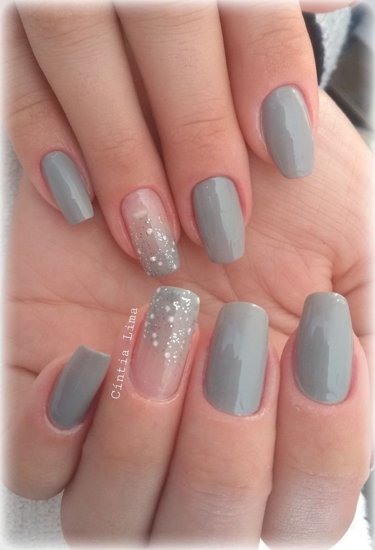 Elegant Chic Gray Nail Design with Glitter Accents