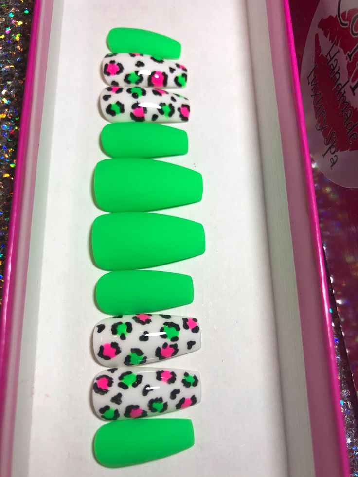 Bold Matte Green Artificial Nails with Playful Leopard Print Design.