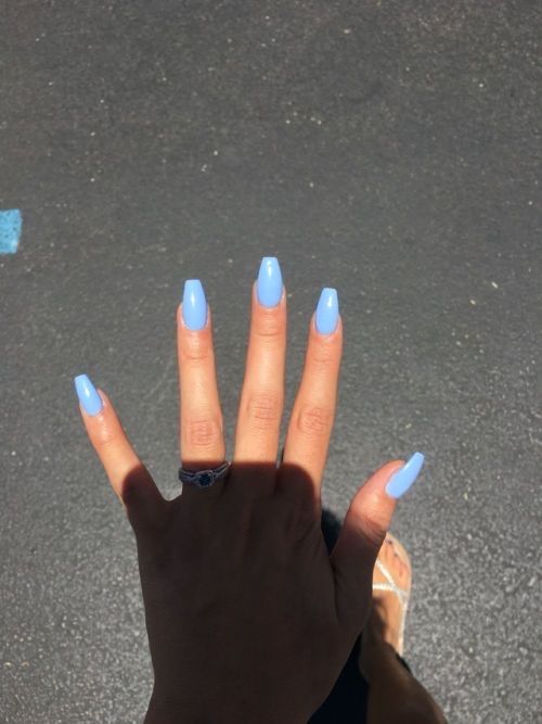 Elegant Baby Blue Long Nails: A Refreshing Summer Look.