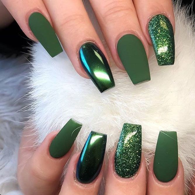 Trendy Chic Green Nail Design with Matte and Glossy Finishes