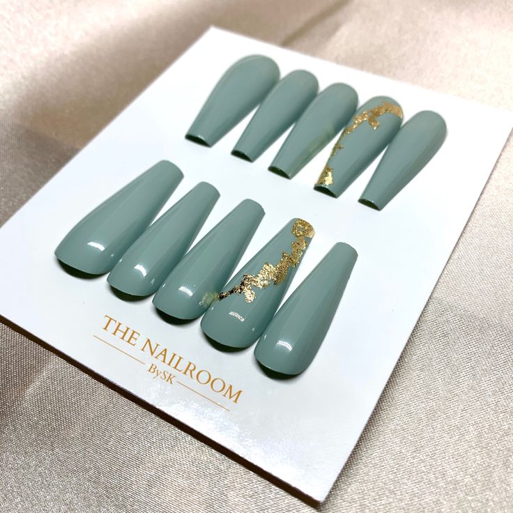 Chic Mint Green Almond-Shaped Press-On Nails with Elegant Gold Accents