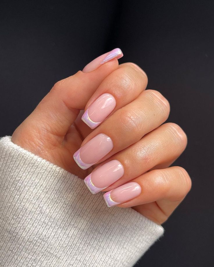 Chic Soft Pink and White French Manicure: A Modern Take on Elegance.