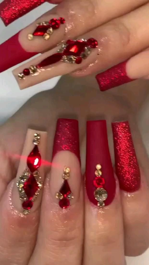 Luxurious Glamorous Red Nail Design with Glossy, Matte Finishes and Rhinestones