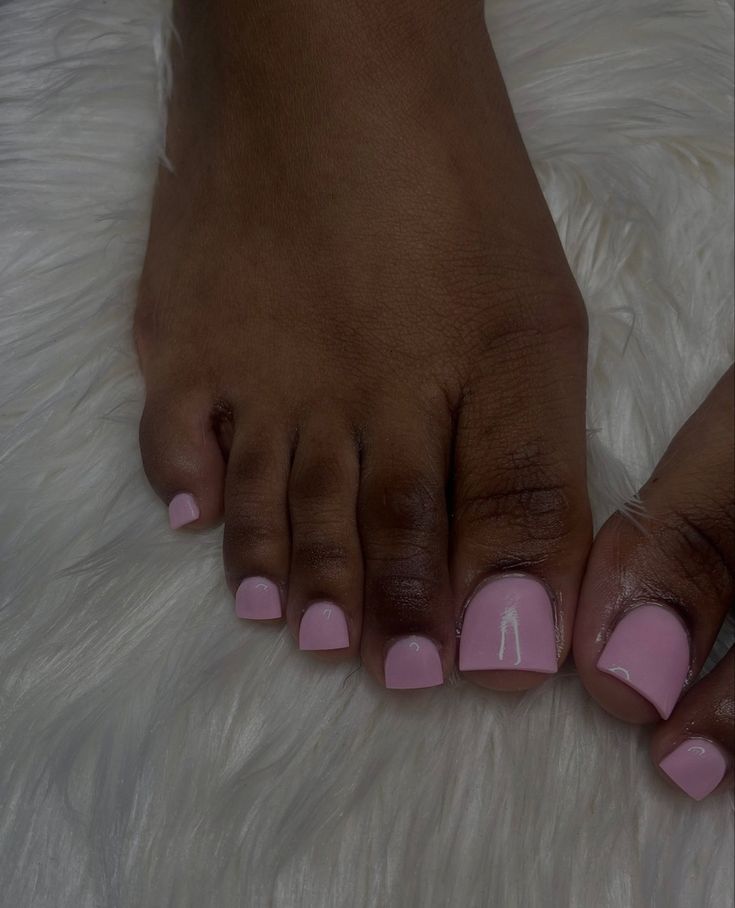 Sophisticated Soft Pink Pedicure for Elegant Summer Style.