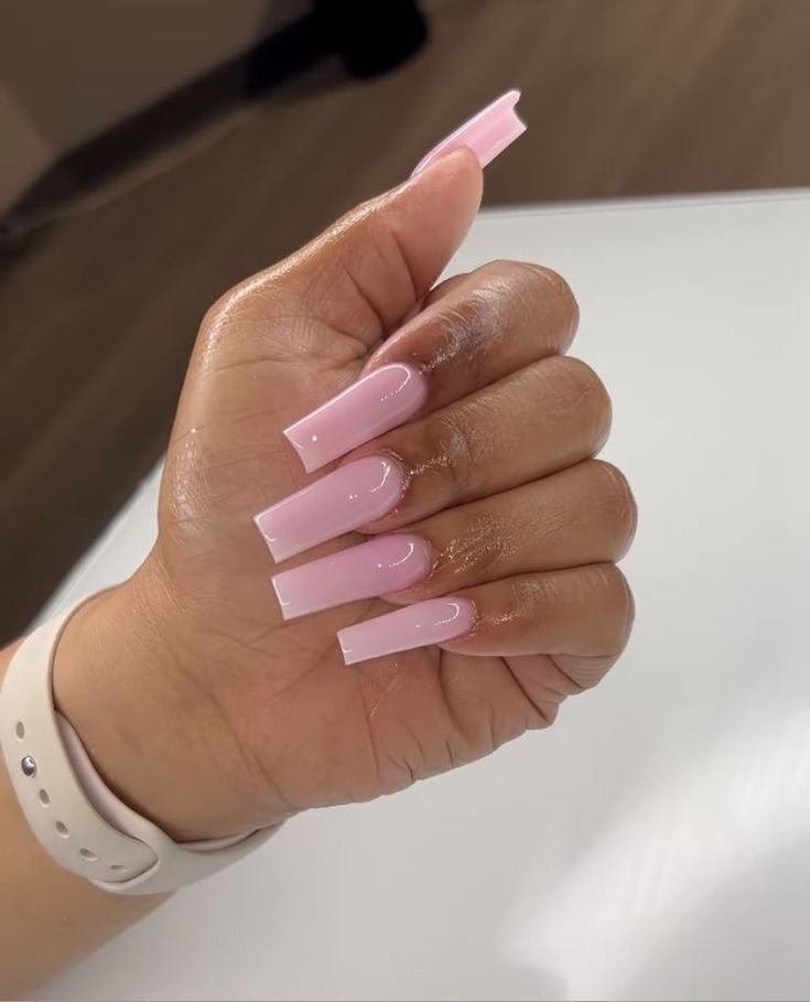 Elegant Glossy Long Nails: Modern Feminine Design for Any Occasion