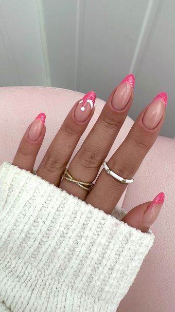 Elegant Chic Pink Ombre Nails with Glitter Tips and Delicate White Art