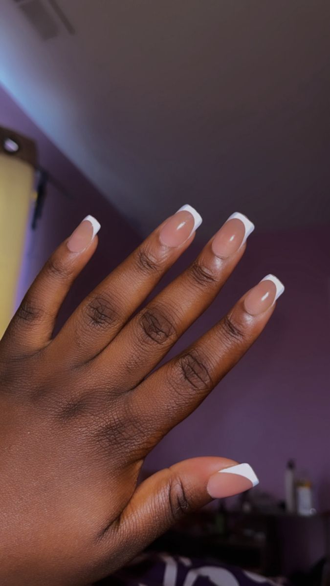 Timeless Elegant French Tip Nail Design: Soft Nude Base with Crisp White Tips