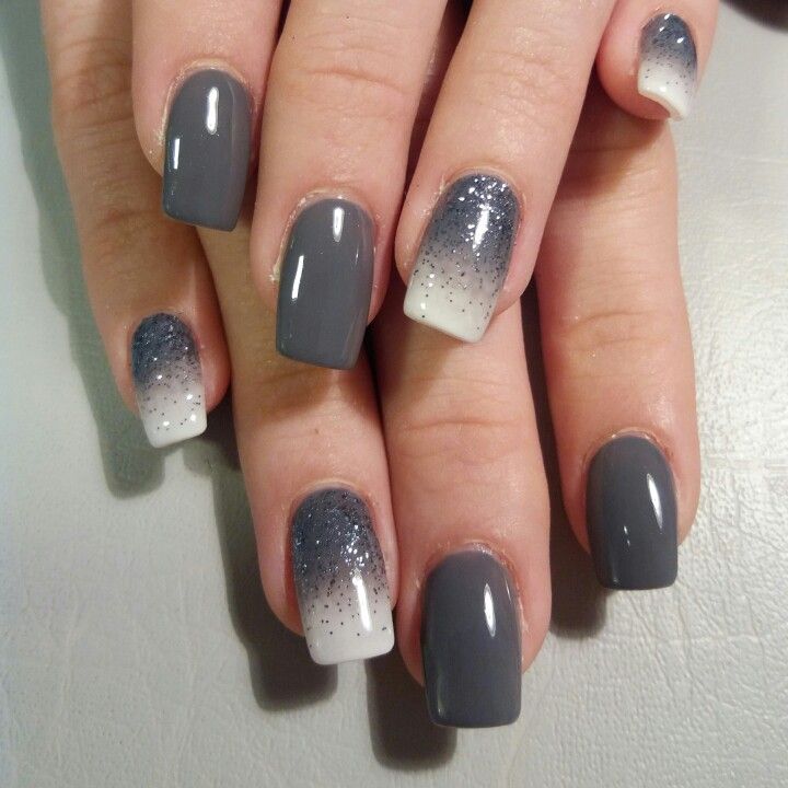 Elegant Ombre Gradient Nail Design in Dark Gray and Soft White