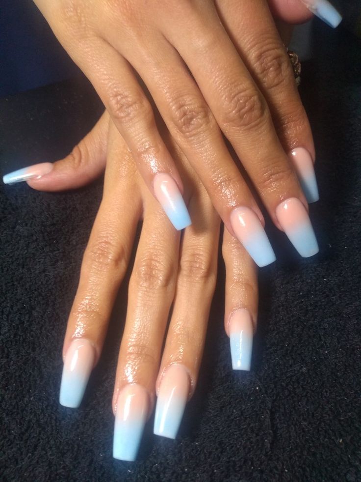 Chic Ombre Nail Art: Captivating Gradient from Light Pink to Soft Blue with High-Gloss Finish.