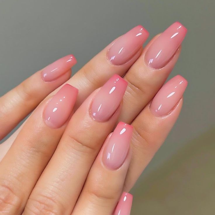 Chic Pink Ombre Nails: A Sophisticated Blend of Soft Hues for Understated Glamour.