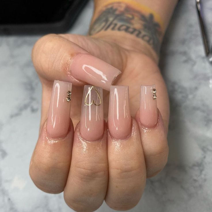 Chic Elegant Acrylic Nails with Soft Nude Base and Delicate Gold Accents.