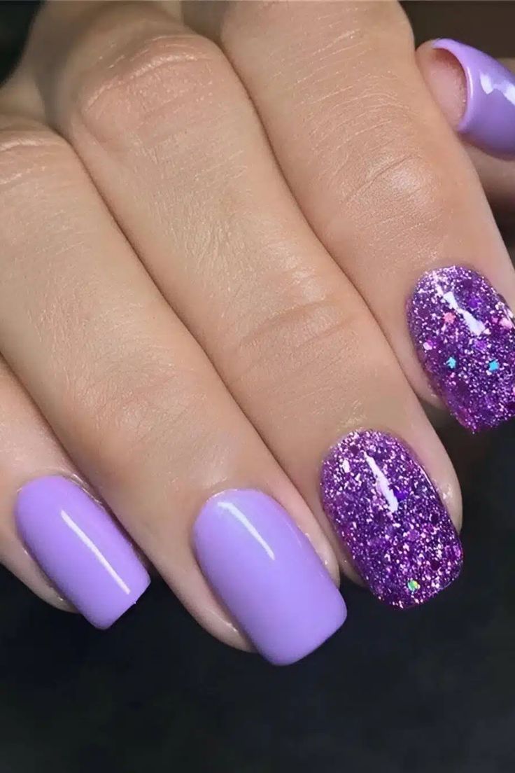 Lavender Nail Design: A Playful Blend of Glossy Elegance and Sparkling Glitter