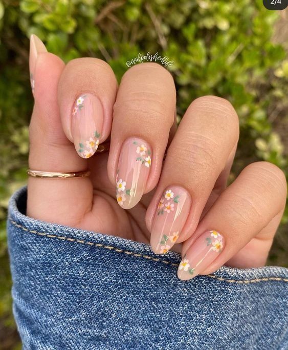 Charming Pastel Floral Nail Design: Elegant Whimsy for Spring and Summer.