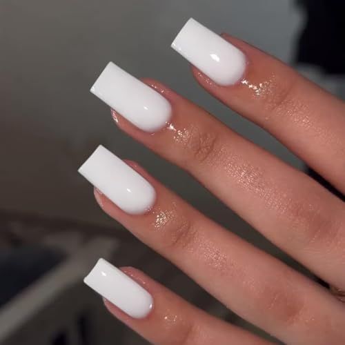 Chic Elegant White Nails with Striking Matte-Gloss Contrast for Any Occasion.