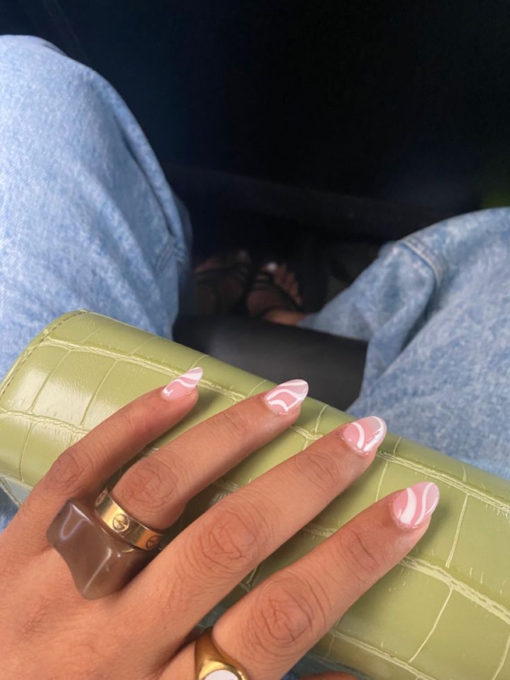 Chic Pastel Nail Design Perfectly Complemented by Bold Accessories