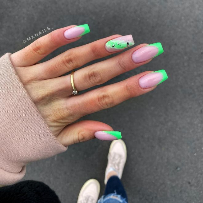 Spring/Summer Nail Art: Pastel Pink and Bold Green with Glitter Accents