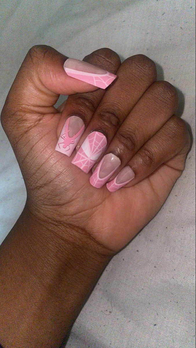 Elegant Modern Nail Design with Soft Pink and Nude Tones