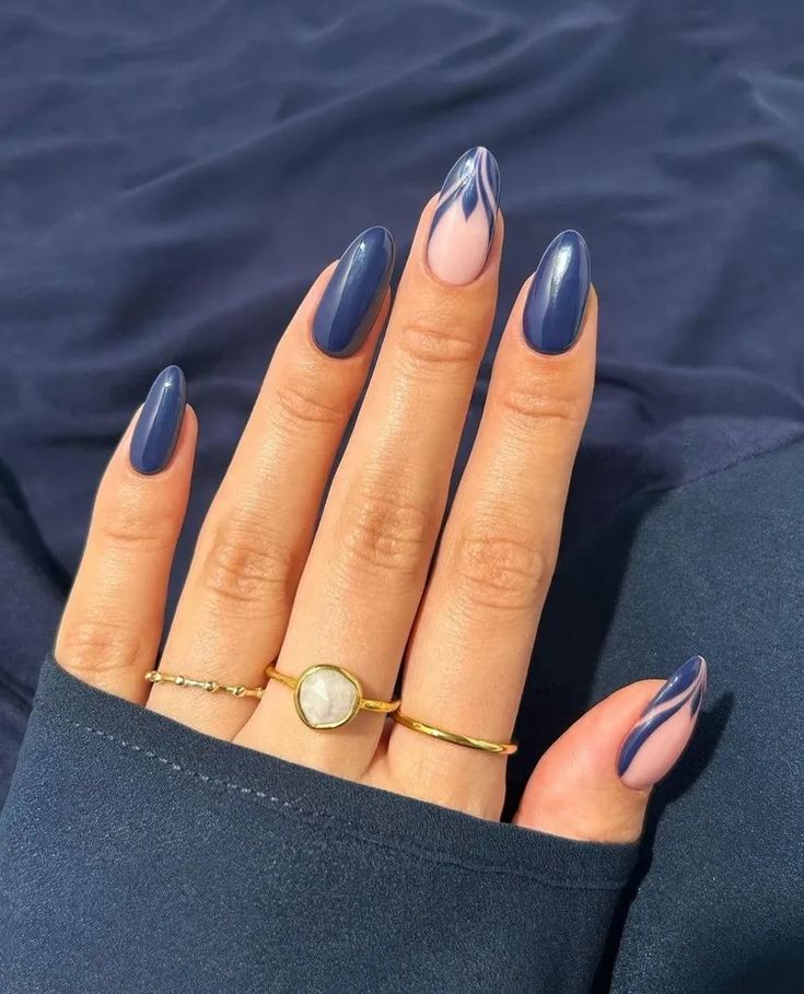 Sophisticated Nail Design: Deep Navy and Soft Pink with Elegant Gradient and Glossy Finish