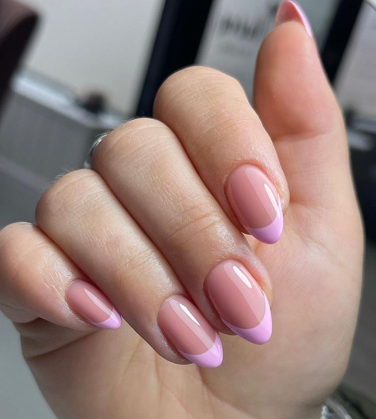 Chic Elegant Nail Design: Soft Pink and Nude with Pastel Pink French Tips.