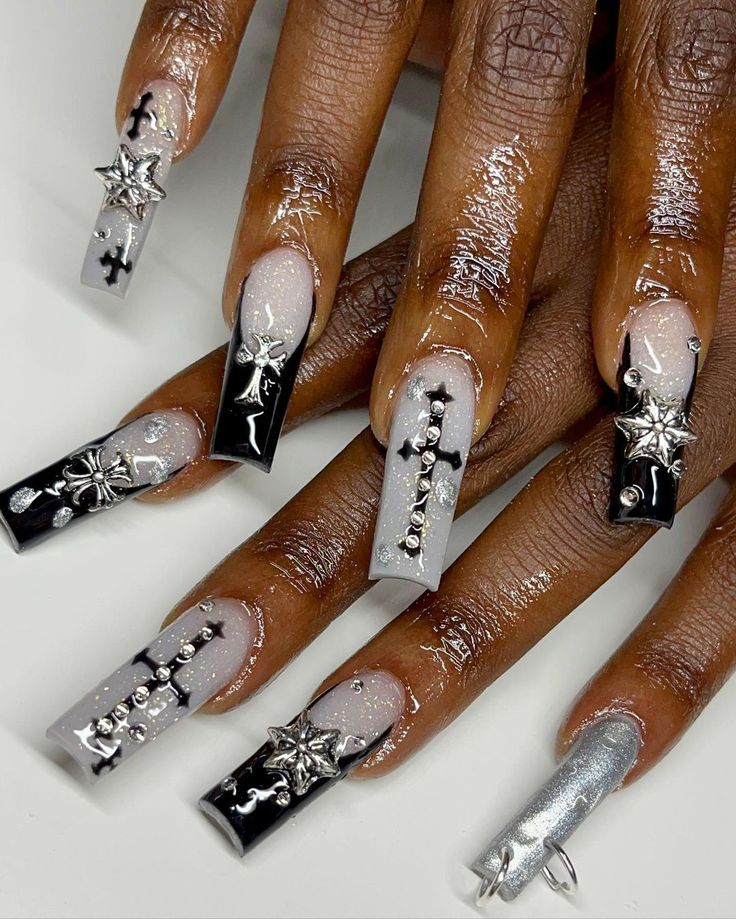 Elegant Glamorous Nail Design with Black, Grey, and Metallic Accents.