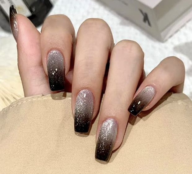 Elegant Gradient Nail Design with Shimmer and Glitter for a Chic, Sophisticated Look.