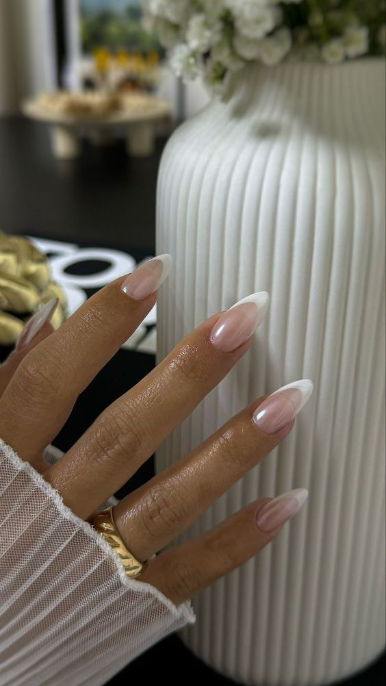 Sophisticated Ombre Almond Nails with Glossy Finish