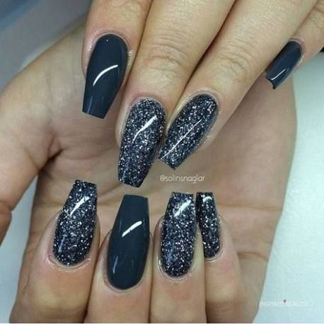 Sophisticated Dark Gray Nails: A Stylish Blend of Glossy and Glitter Finishes