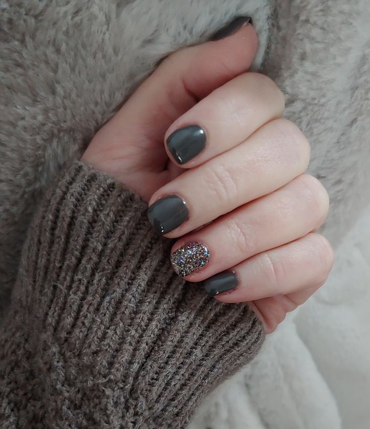 Chic Dark Gray Nail Design with Sparkling Colorful Glitter Accent