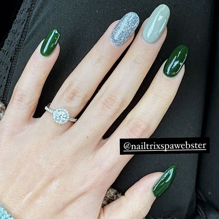 Chic Nail Design: Rich Green and Muted Gray with Sparkling Silver Accent.