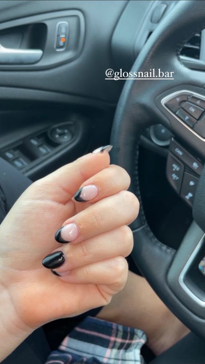 Chic Black and Soft Pink Modern French Tip Nail Design for a Trendy Aesthetic.