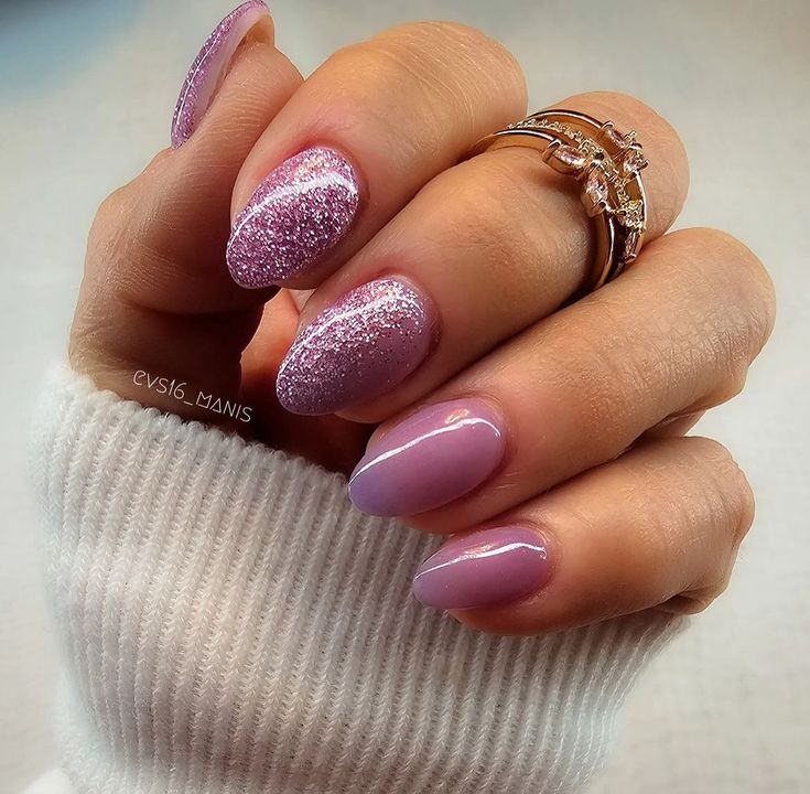 Elegant Lavender Glitter and Matte Nail Design with Delicate Ring Accents