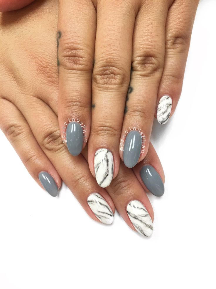 Chic Gray and White Marble Nail Design for Elegant Occasions