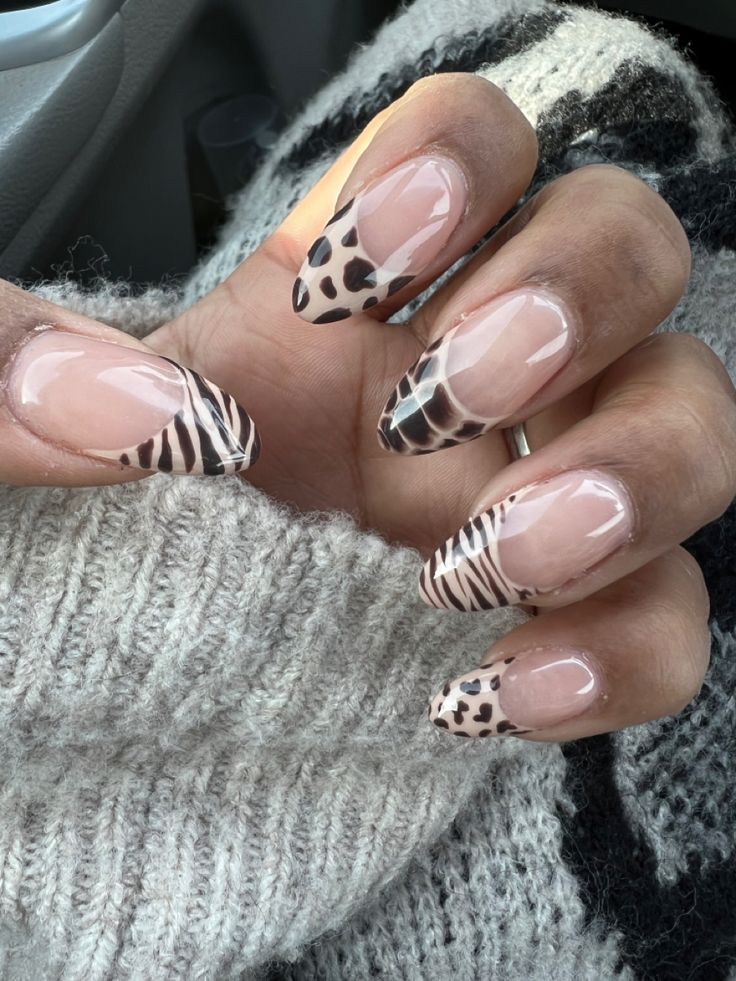 Trendy Nail Art: Chic Animal Print Design with Leopard and Zebra Patterns