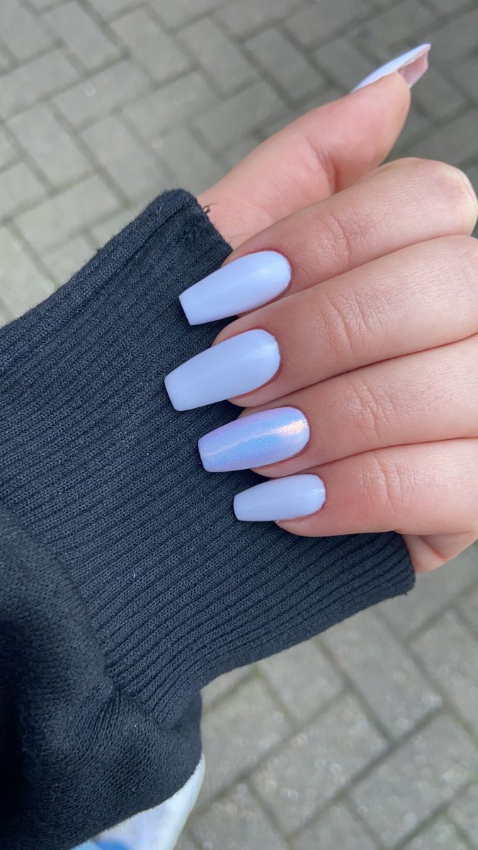 Chic Pastel Lavender Matte Nails with Iridescent Accent for Elegant Style.