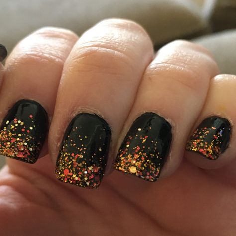 Festive Dark Green Nail Design with Glitter Gradient Accents.