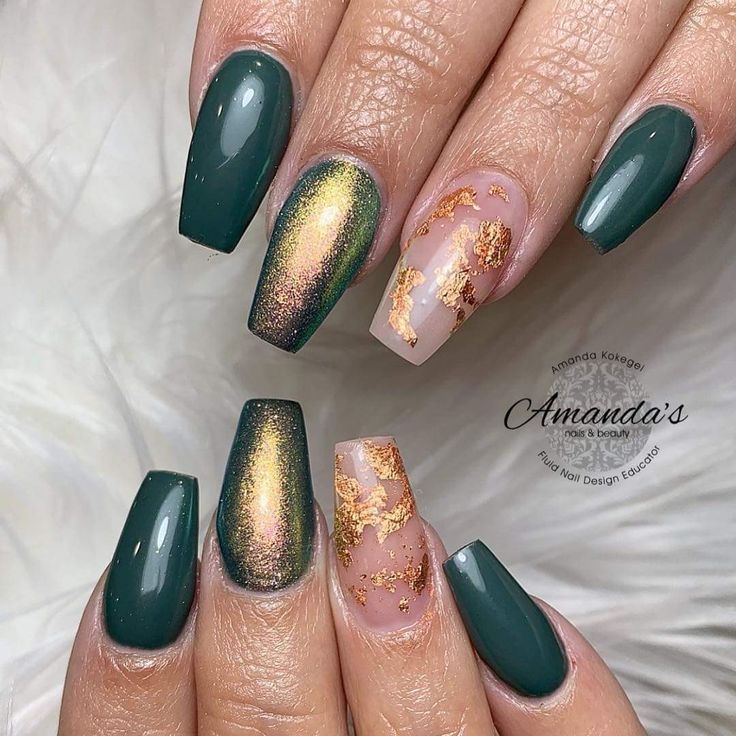 Elegant Nail Design: Deep Green and Shimmering Gold with Matte Glossy Contrast and Striking Gradient.