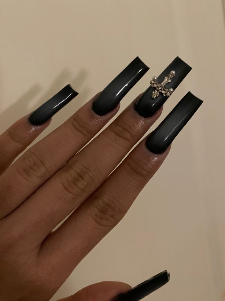 Sophisticated Dark Gray Gradient Nails with Glamorous Rhinestone Cross Accent